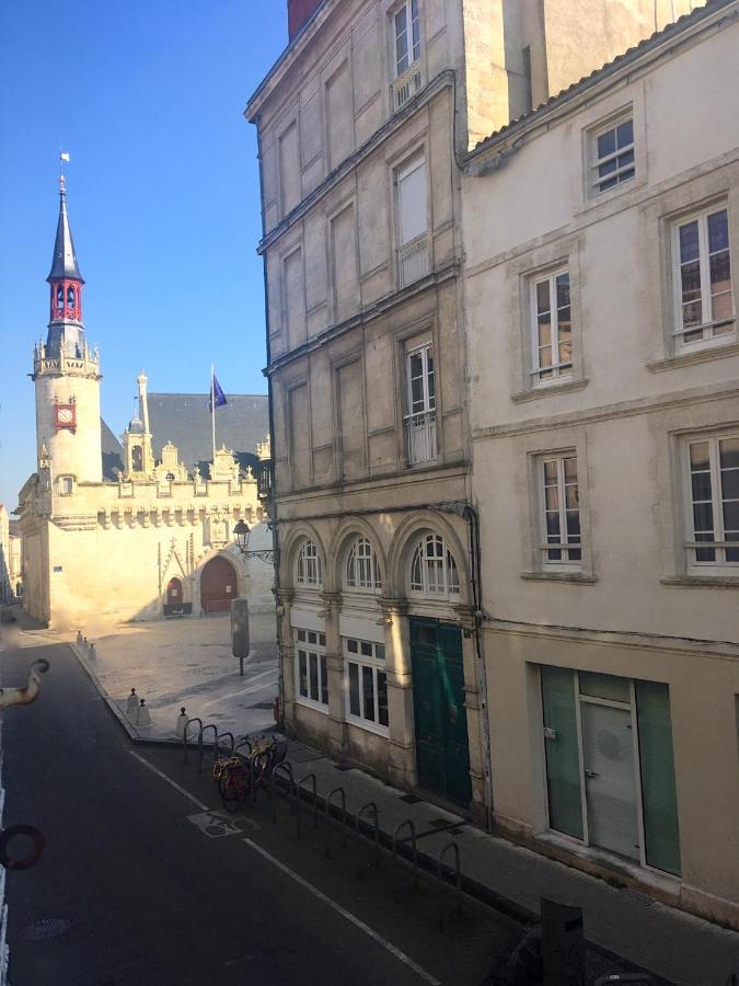 Hotel De Ville 2 Avec Parking Ла Рошел Екстериор снимка